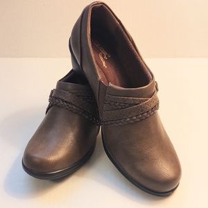 Easy Street Brown Taupe Titan Comfort 